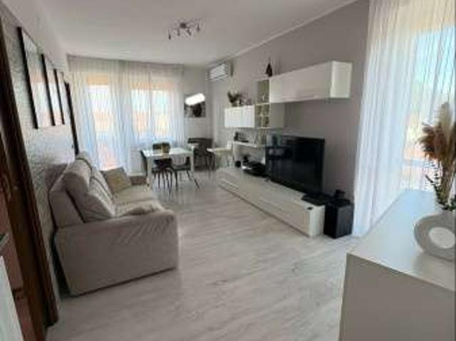 Appartamento in affitto a Lainate, Lombardia