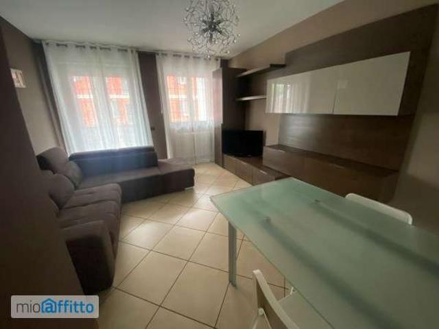 Appartamento in affitto a Mariano Comense, Lombardia