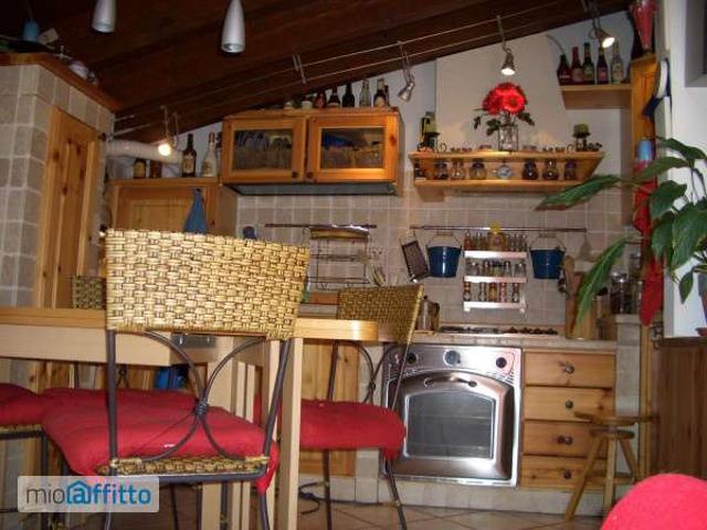 Appartamento in affitto a Parravicino, Erba