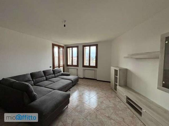 Appartamento in affitto a Angarano, Bassano Del Grappa