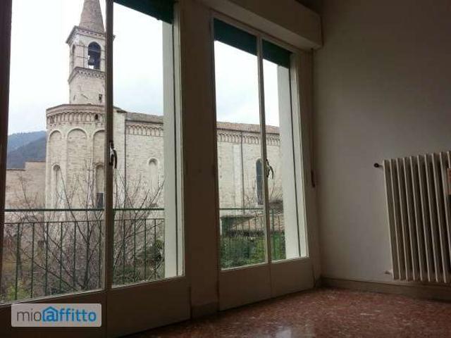 Appartamento in affitto a Cappuccini, Marche