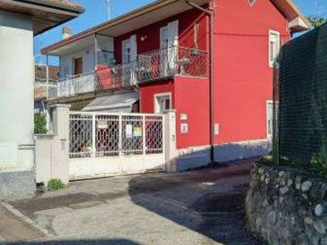 Appartamento in affitto a San Giorgio, Sesto Calende