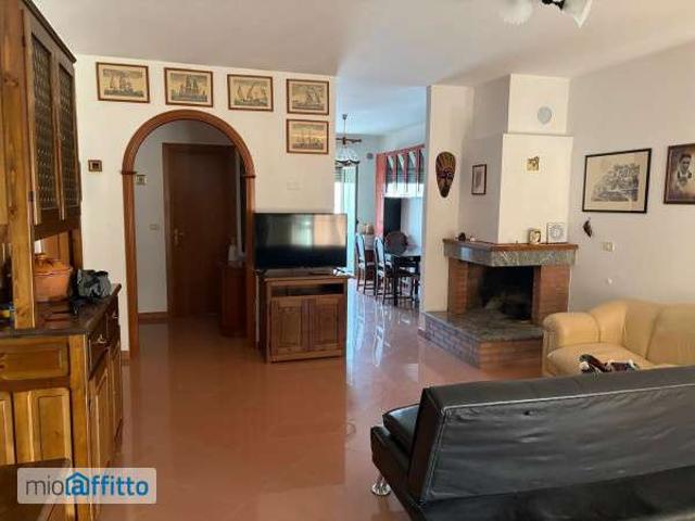 Appartamento in affitto a Vico del Gargano, Foggia