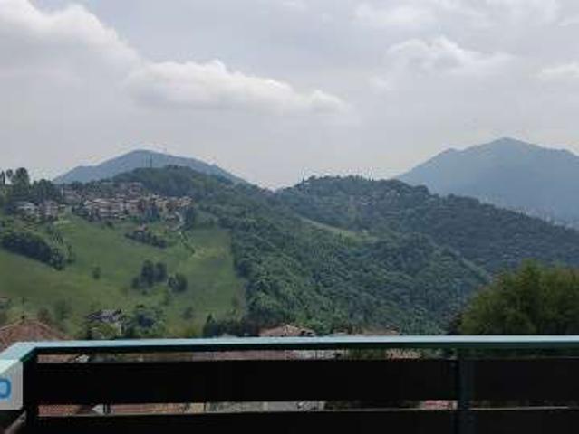 Appartamento in affitto a Aviatico, Lombardia