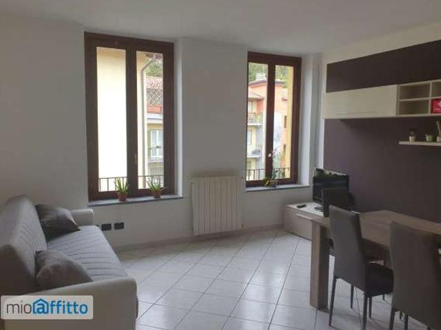 Appartamento in affitto a Mezzana, Somma Lombardo