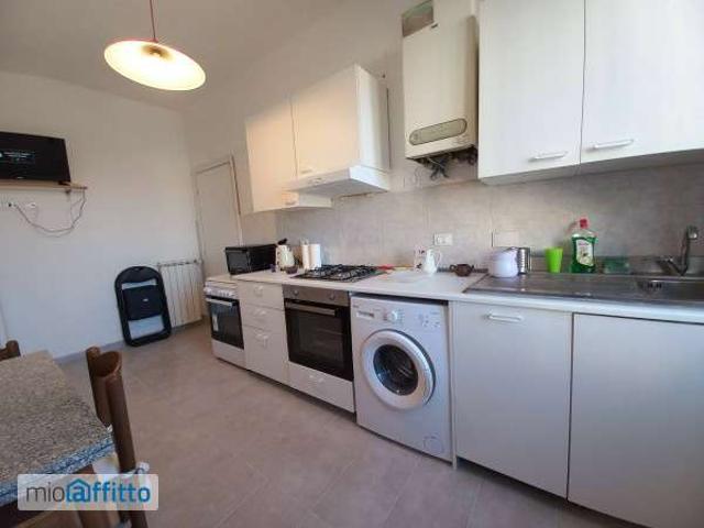 Appartamento in affitto a Centro Est, Serra Riccò