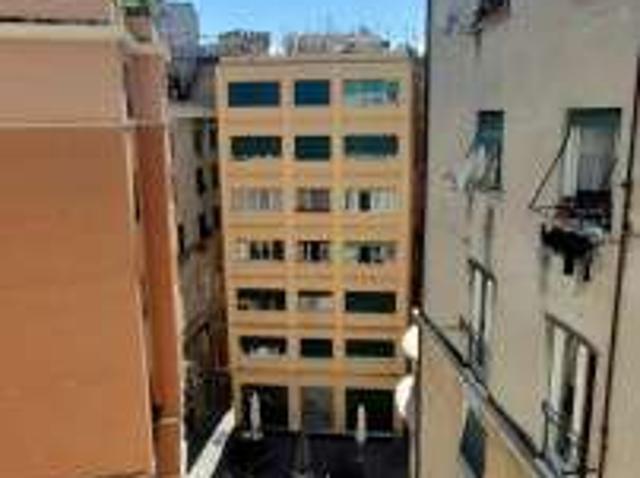 Appartamento in affitto a Centro Est, Serra Riccò