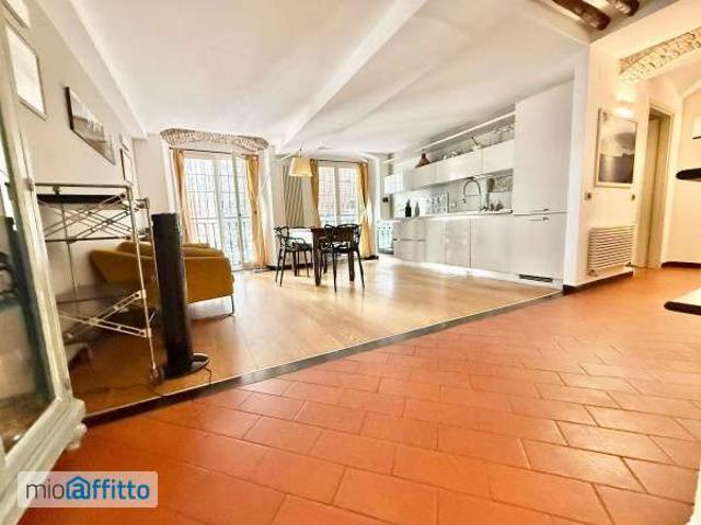 Appartamento in affitto a Centro Est, Serra Riccò