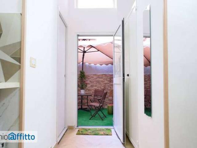 Appartamento in affitto a Municipalità 4, Campania