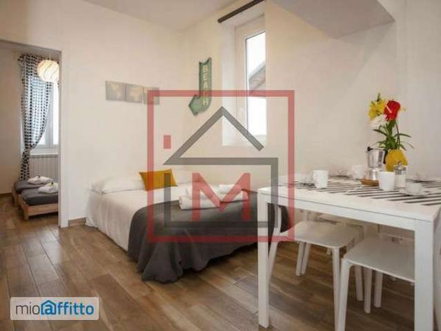 Villa Indipendente in affitto a Municipio 8 di Milano, Milano