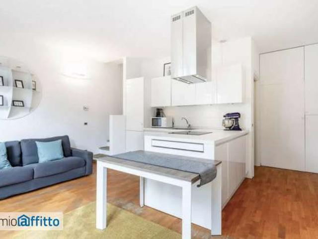 Villa Indipendente in affitto a Municipio 8 di Milano, Milano