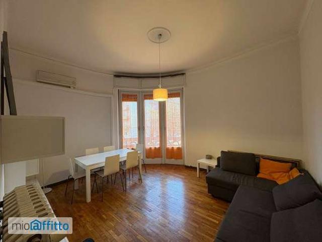 Villa Indipendente in affitto a Municipio 8 di Milano, Milano