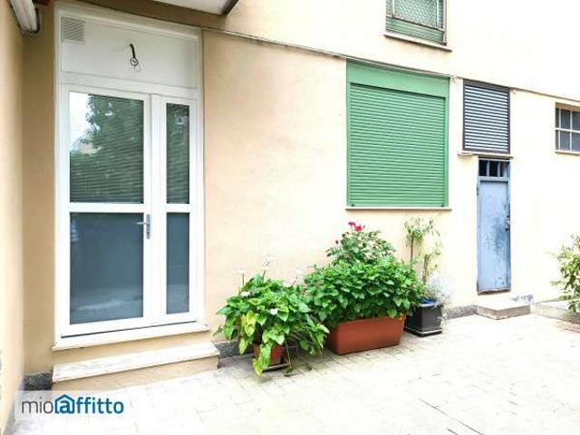 Villa Indipendente in affitto a Municipio 8 di Milano, Milano