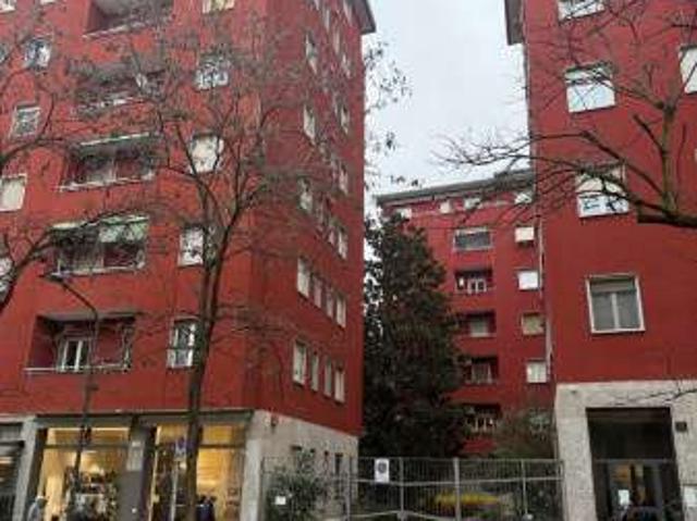 Villa Indipendente in affitto a Municipio 8 di Milano, Milano