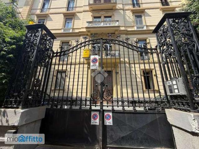 Appartamento in affitto a Municipalità 1, Campania