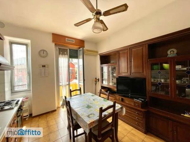 Appartamento in affitto a Municipio 6, Milano
