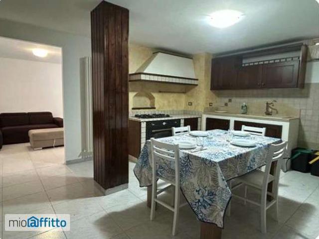 Appartamento in affitto a Marche, Macerata