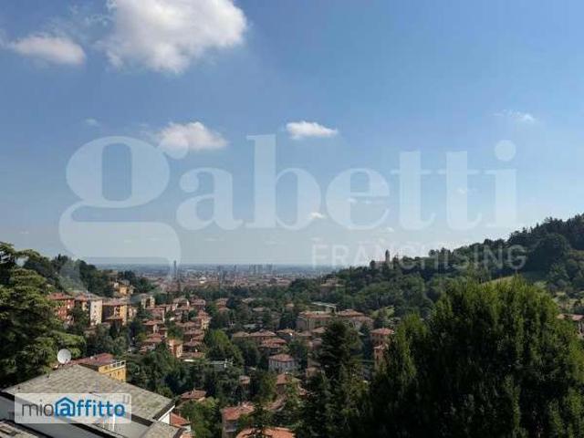 Appartamento in affitto a Santo Stefano, Bologna