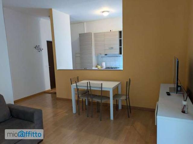 Appartamento in affitto a Como, Lombardia