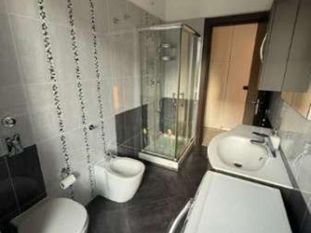 Appartamento in affitto a Caserme, Como