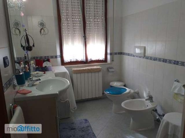 Appartamento in affitto a Faleriense, Marche