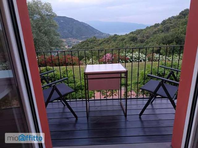 Appartamento in affitto a Comunità Montana Parco Alto Garda bresciano, Salò