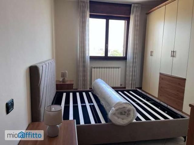 Appartamento in affitto a Municipio 9, Milano