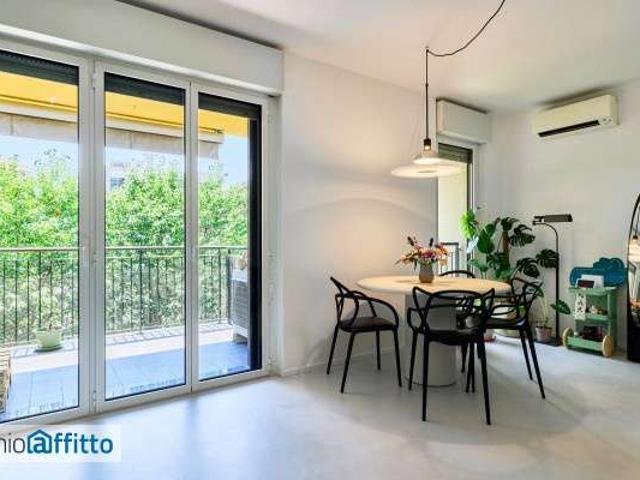Appartamento in affitto a Municipio 9, Milano
