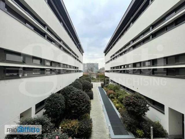 Appartamento in affitto a Municipio 6, Milano