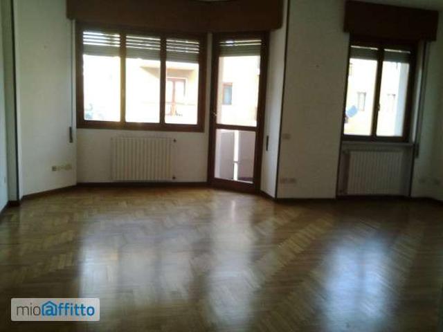 Appartamento in affitto a Zona Nord, Brescia