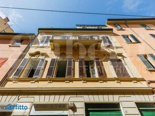 Appartamento in affitto a Santo Stefano, Bologna