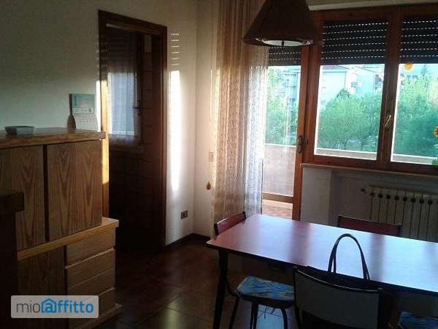 Appartamento in affitto a Marche, Macerata