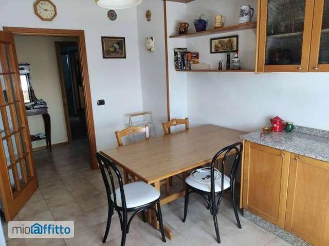 Appartamento in affitto a Mazzaferro, Marche