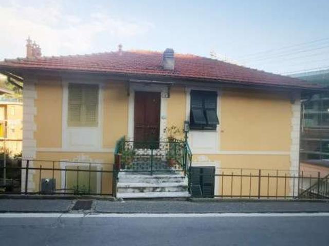 Appartamento in affitto a Polanesi, Recco