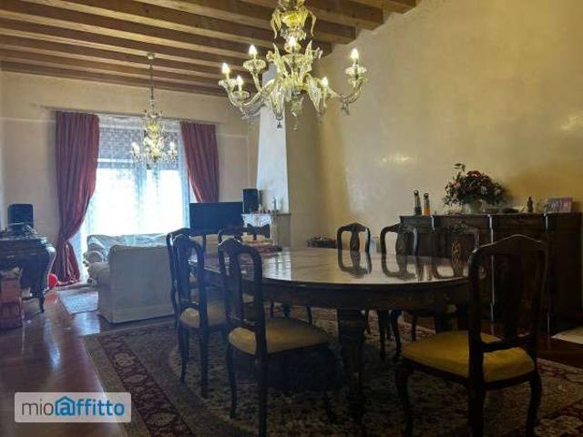 Appartamento in affitto a Conegliano, Veneto