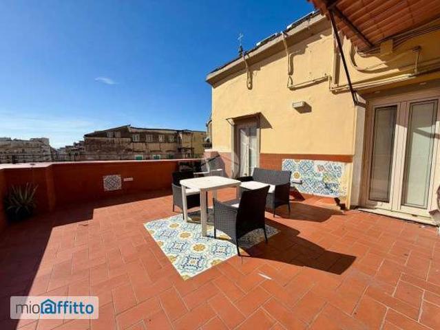 Appartamento in affitto a Municipalità 2, Campania