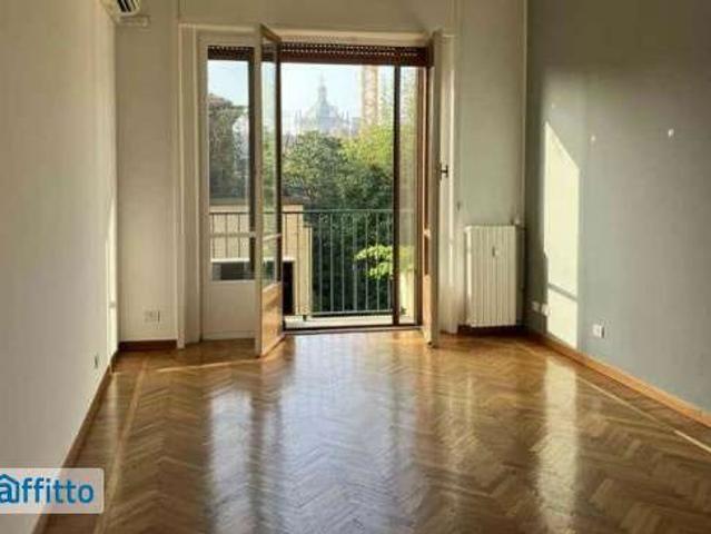 Appartamento in affitto a Municipio 1, Milano