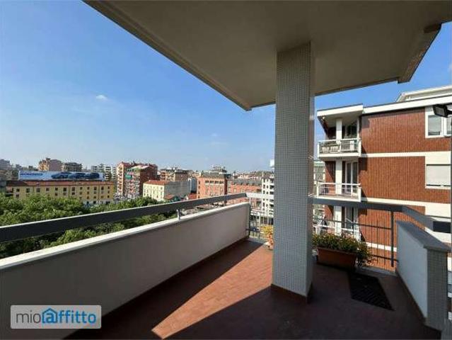 Villa Indipendente in affitto a Municipio 9, Milano