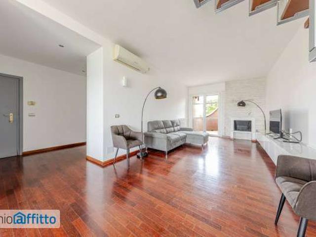 Villa Indipendente in affitto a Milano