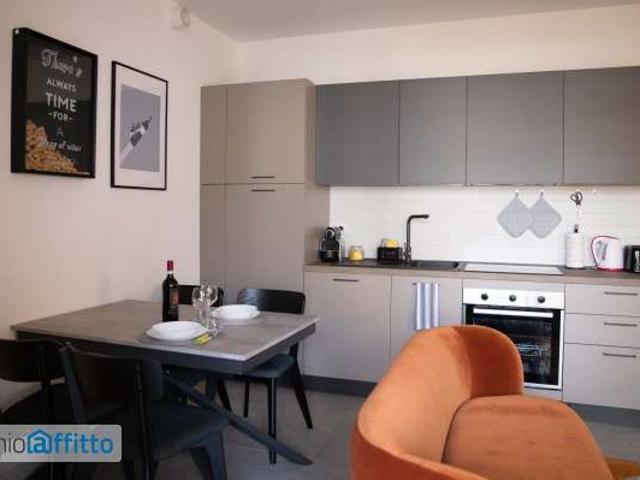Villa Indipendente in affitto a Municipio 8 di Milano, Milano