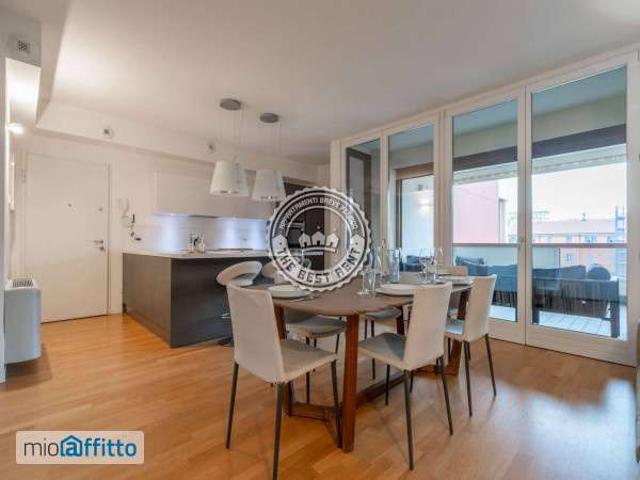 Villa Indipendente in affitto a Municipio 8 di Milano, Milano