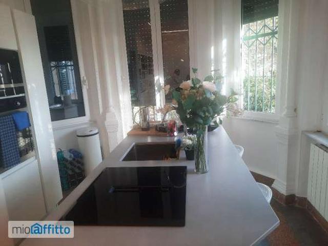 Appartamento in affitto a Centro Est, Serra Riccò