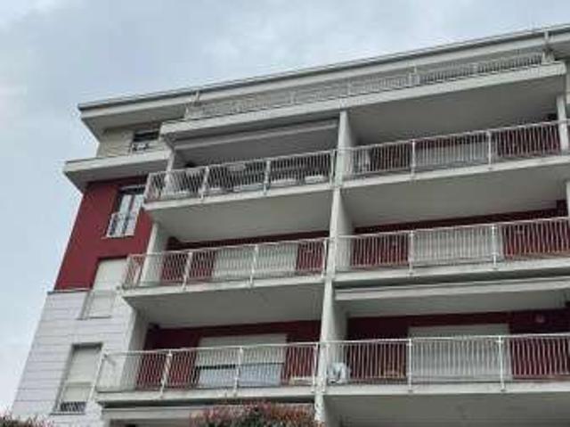Appartamento in affitto a Casetta, Como