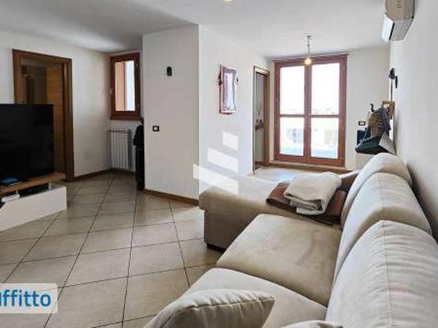Appartamento in affitto a Mostacciano, Roma Capitale