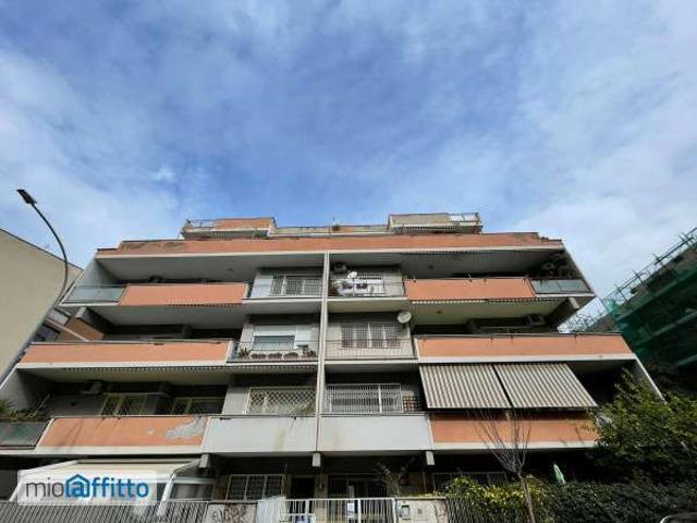 Appartamento in affitto a Municipio Roma IX, Roma Capitale