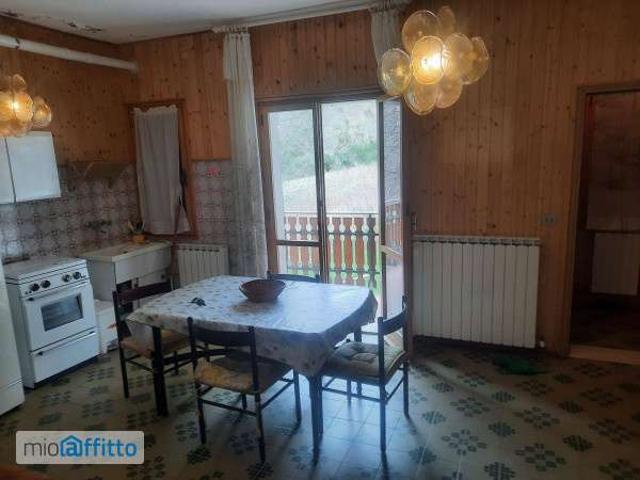 Appartamento in affitto a Unione dei comuni del Distretto Ceramico, Frassinoro