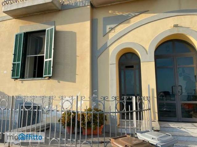 Appartamento in affitto a Coroglio, Campania