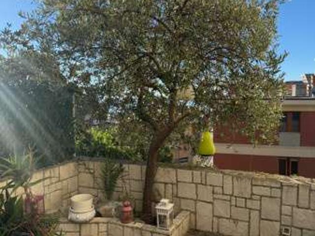 Appartamento in affitto a Levante, Serra Riccò
