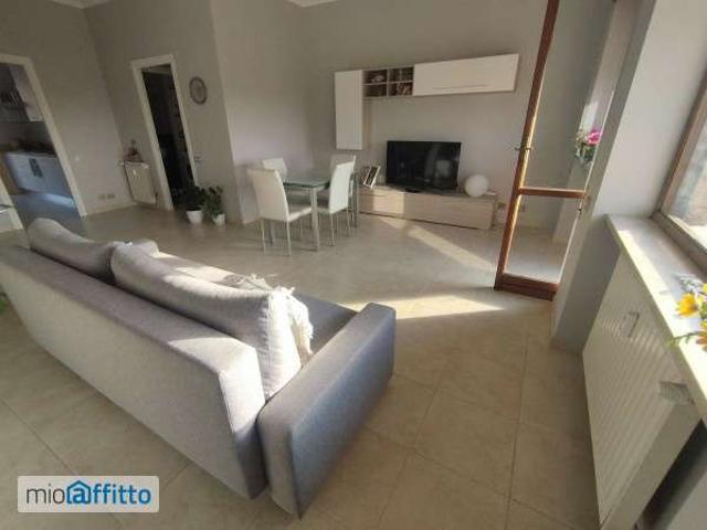 Appartamento in affitto a Axa, Roma Capitale