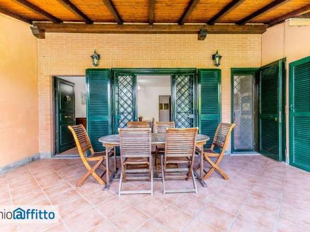 Appartamento in affitto a Castel Fusano, Roma